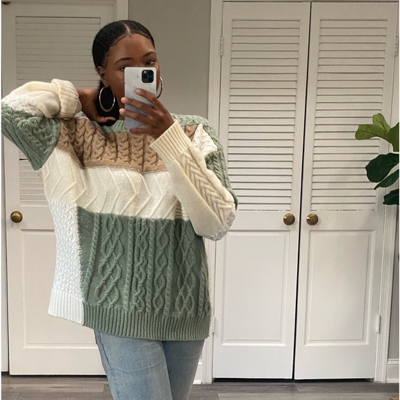 COLORBLOCK PATCHWORK SWEATER - Picture 3 of 4